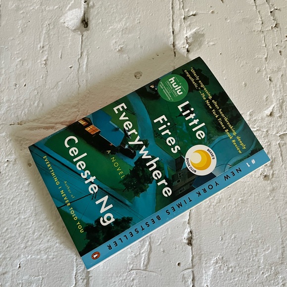Little Fires Everywhere by Celeste Ng - Picture 2 of 2